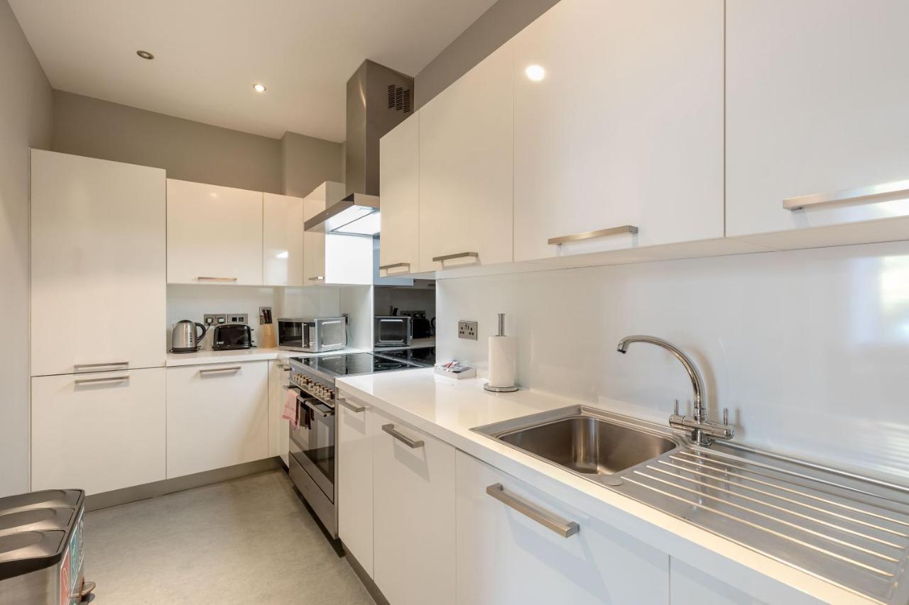 Destiny Scotland - Q-Residence Эдинбург Экстерьер фото