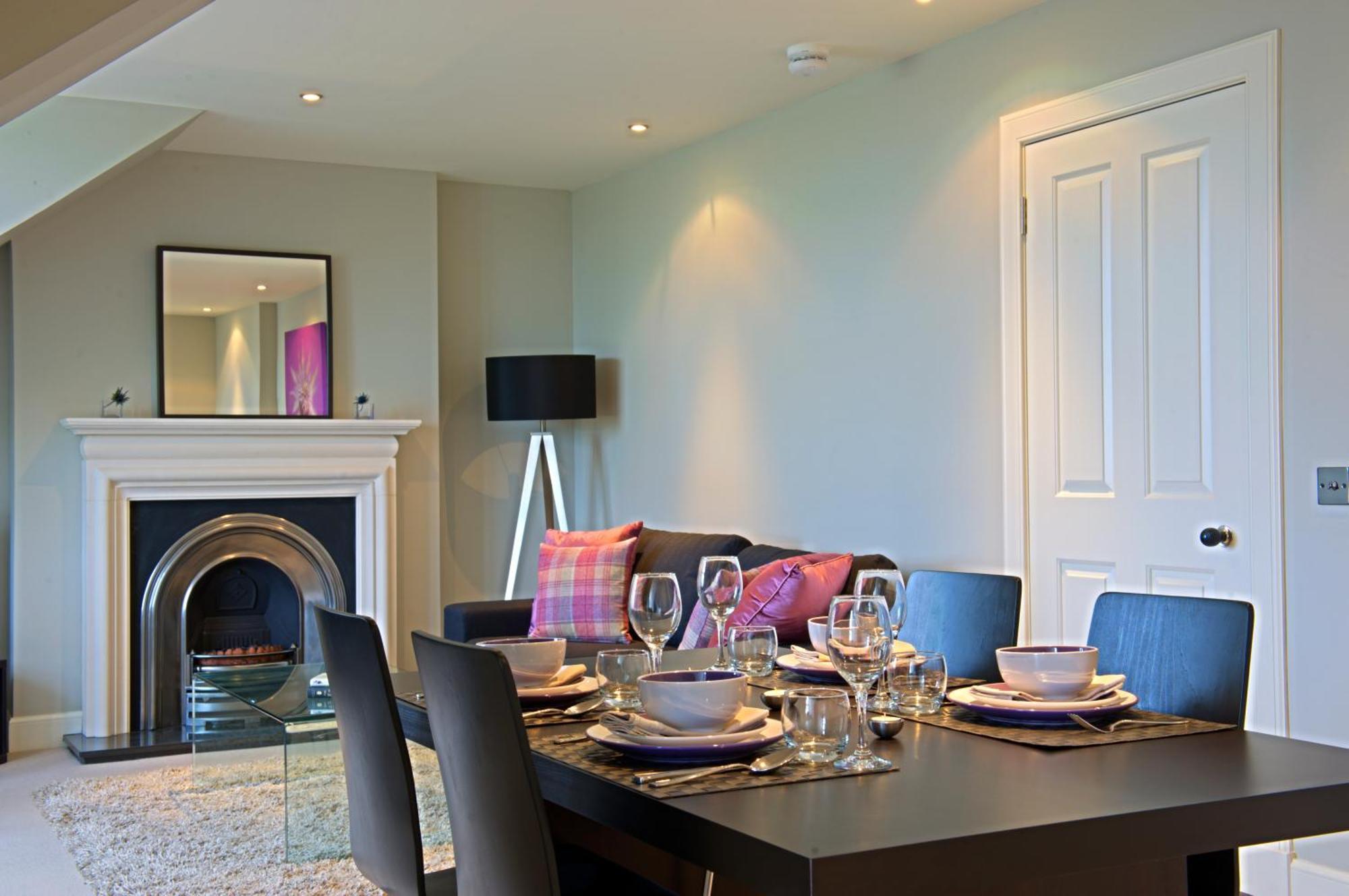Destiny Scotland - Q-Residence Эдинбург Экстерьер фото