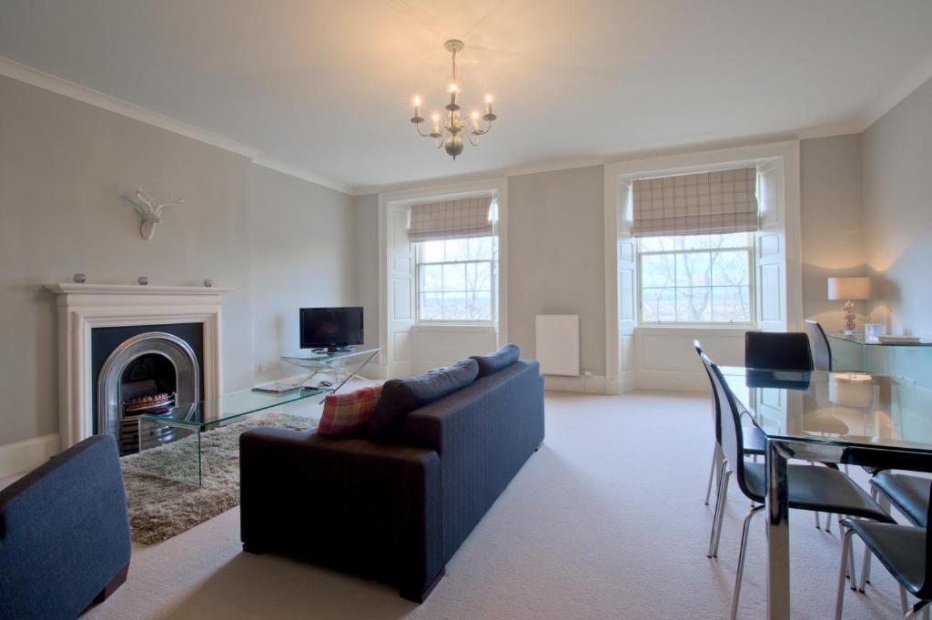 Destiny Scotland - Q-Residence Эдинбург Экстерьер фото