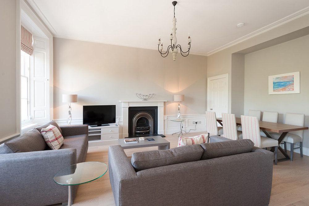 Destiny Scotland - Q-Residence Эдинбург Экстерьер фото