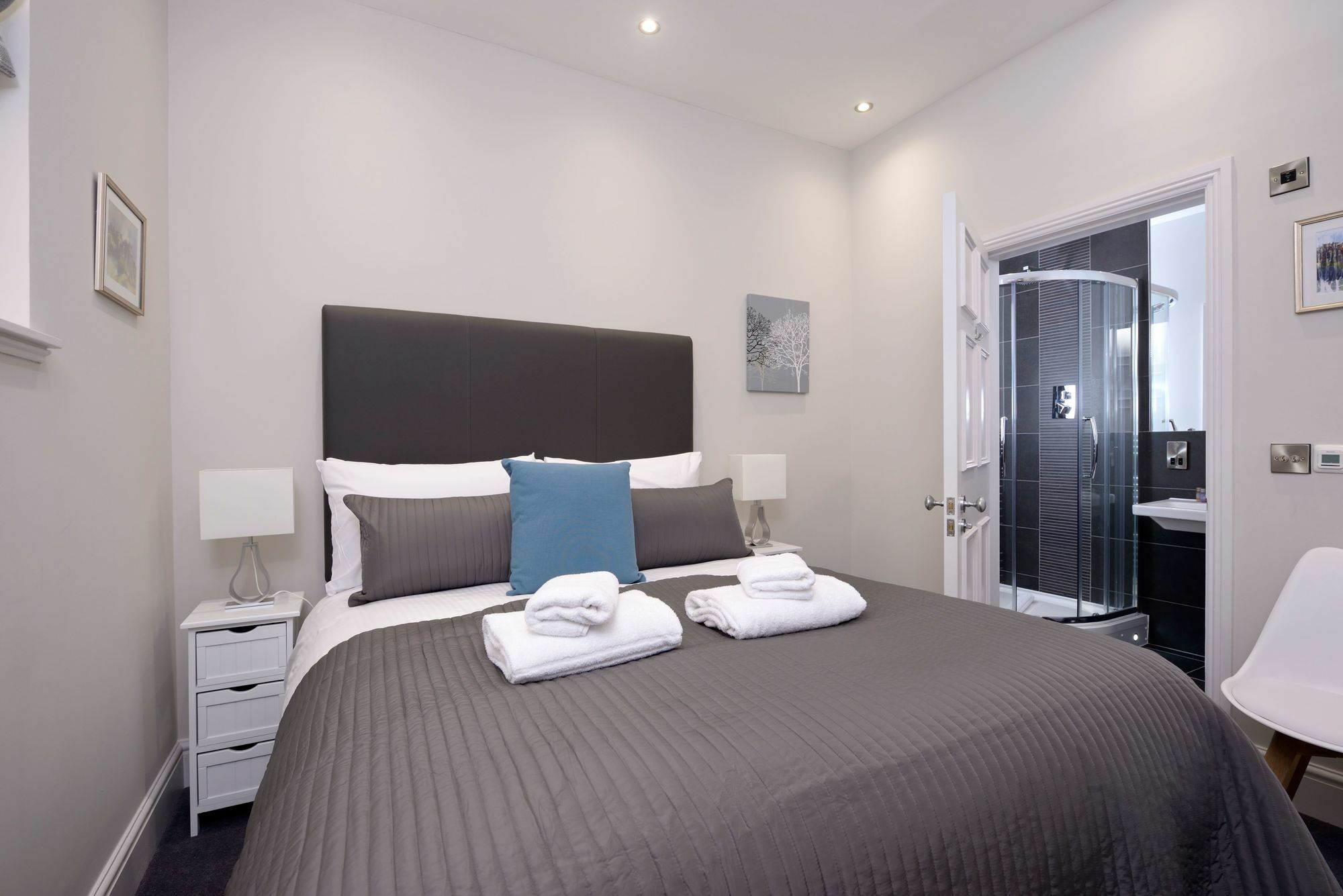 Destiny Scotland - Q-Residence Эдинбург Экстерьер фото