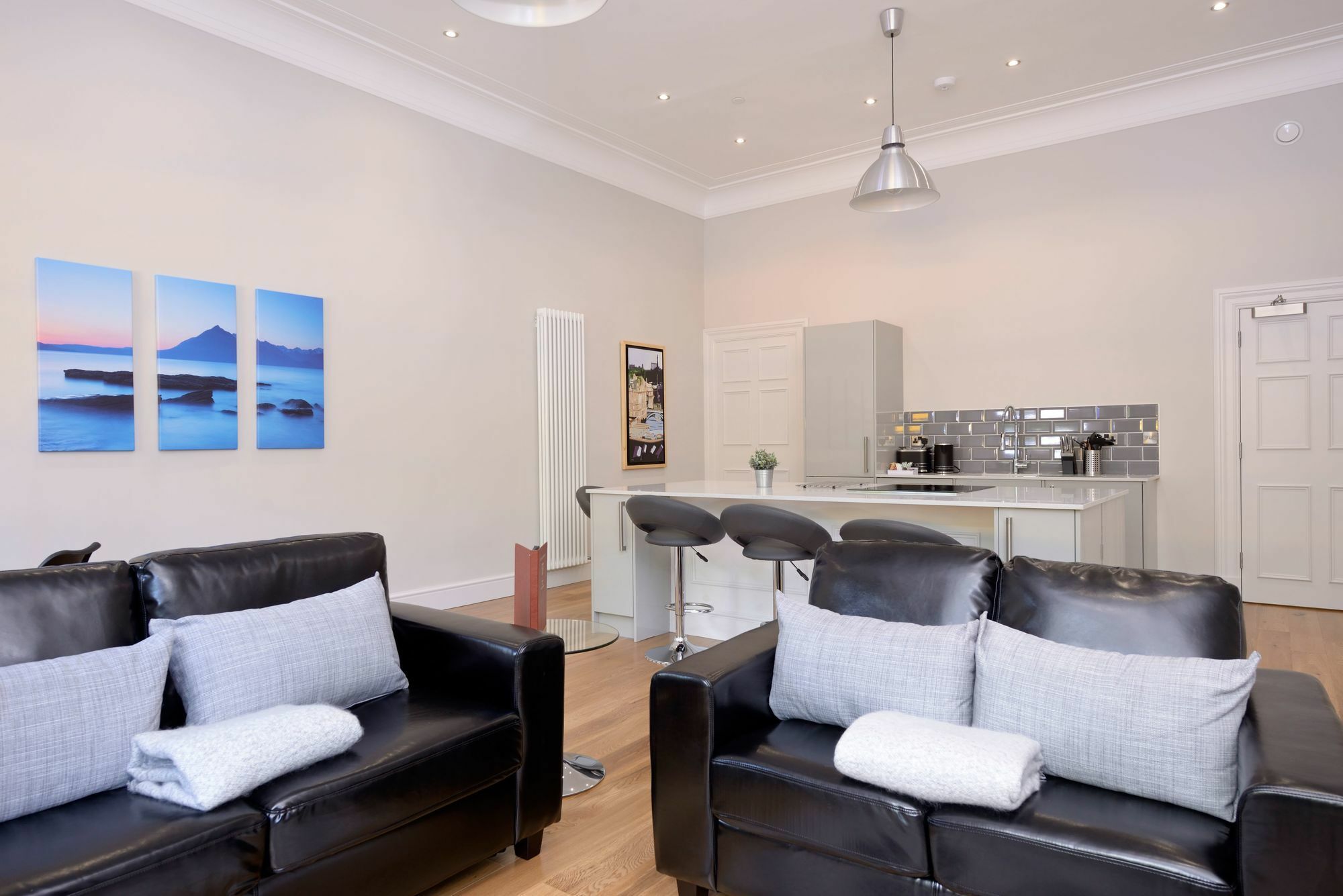 Destiny Scotland - Q-Residence Эдинбург Экстерьер фото