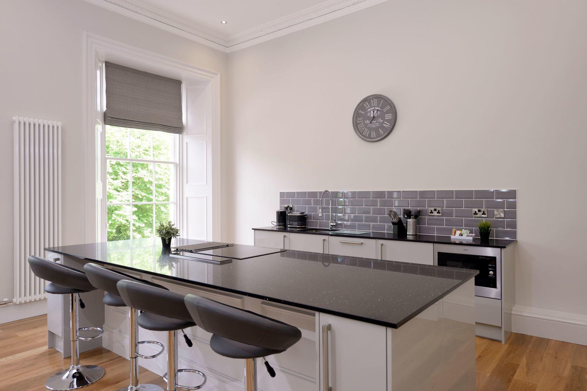 Destiny Scotland - Q-Residence Эдинбург Экстерьер фото
